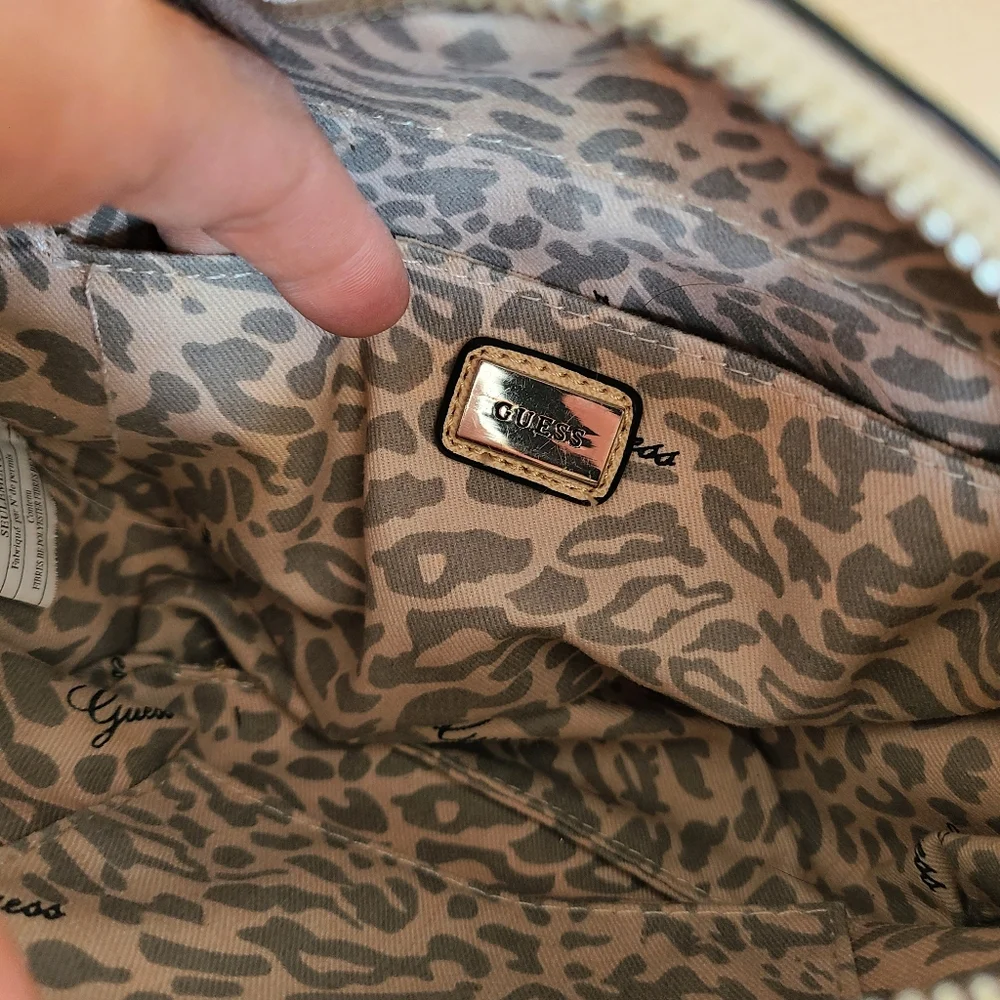 GUESS - Hand bag - Picture 5 of 7